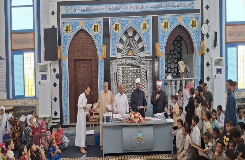 ​تكريم 450 طالبا بمسجد الغفور الرحيم بالغردقة لمشاركتهم في النشاط الصيفي