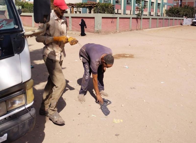 حملات نظافة مكثفة بمحيط المدارس بالمنوفية