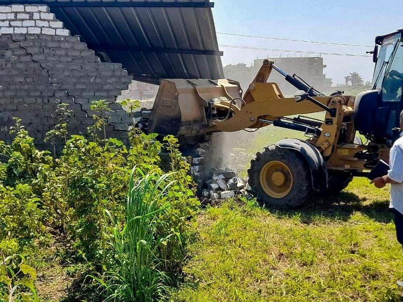 محافظ سوهاج: إزالة 1763 حالة تعدي على أملاك الدولة والأراضي الزراعية