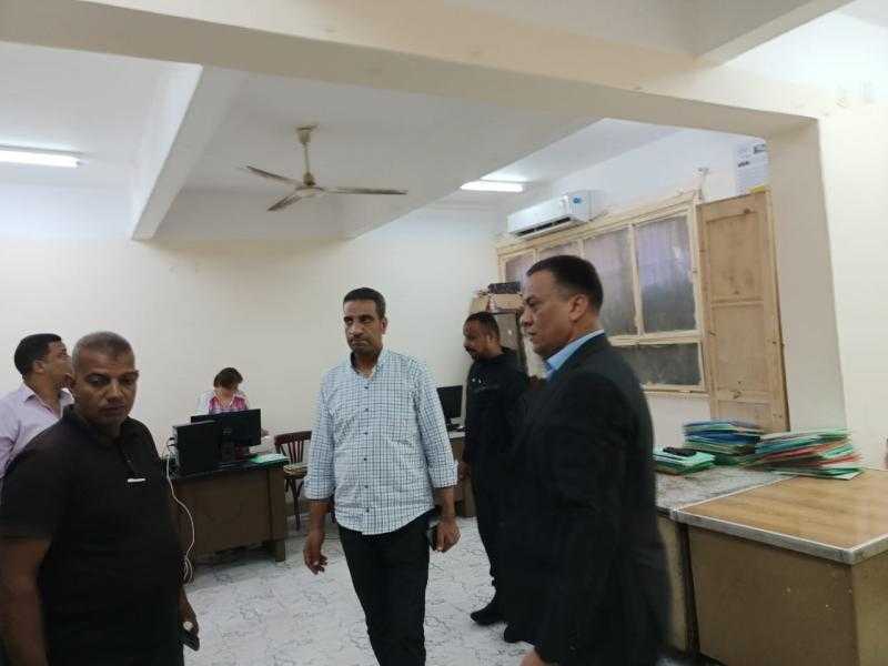 أسيوط: متابعة مكثفة للمراكز التكنولوجية لإنهاء ملفات التصالح والتقنين وتذليل العقبات أمام المواطنين
