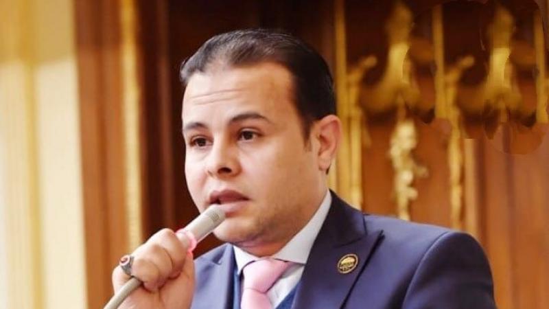 خط أحمر