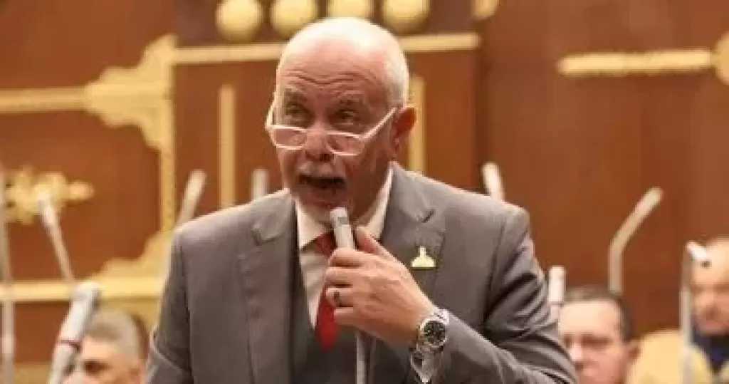 برلماني يؤكد أهمية تعديلات قانون الضريبة العقارية ويطالب بحوافز وتيسيرات للأنشطة الصناعية