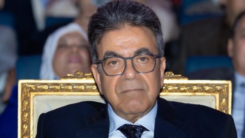 خط أحمر