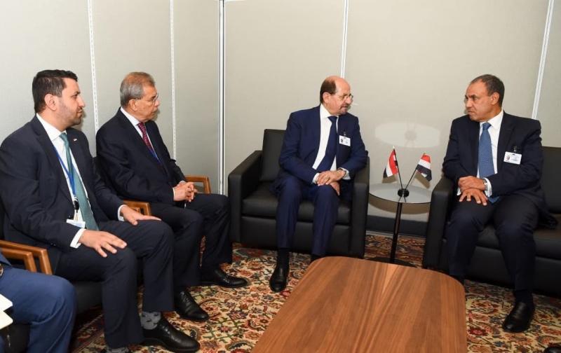 وزير الخارجية يلتقي وزير خارجية الجمهورية اليمنية على هامش أعمال الجمعية العامة للأمم المتحدة