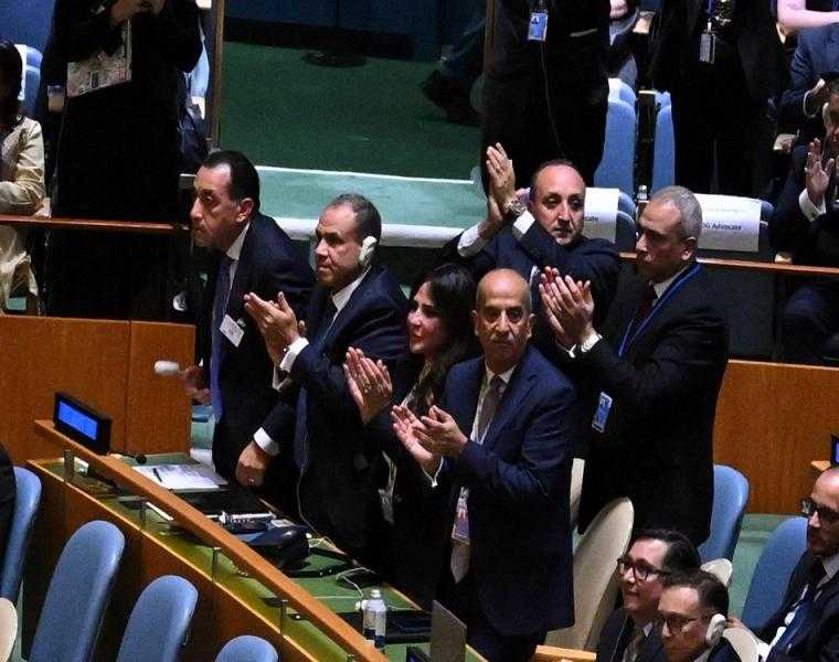 شاهد.. فرحة الوفد المصرى بإعلان ماكرون الاعتراف بالدولة الفلسطينية