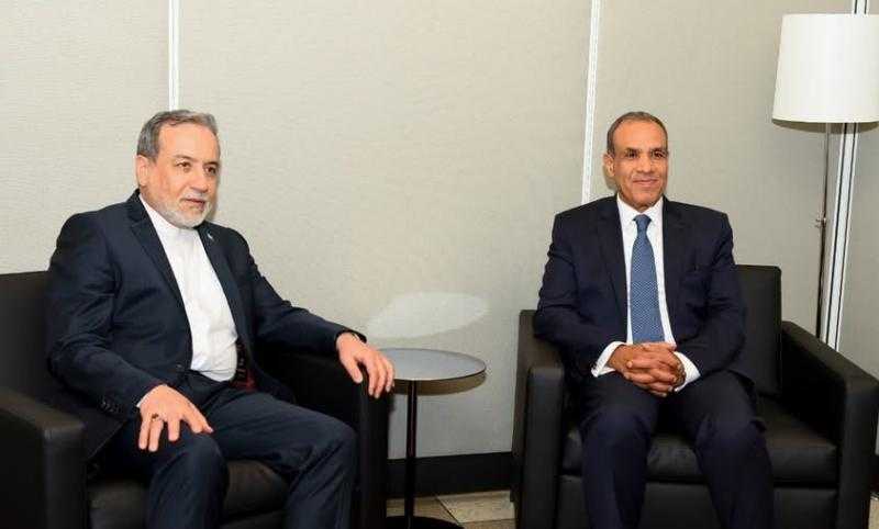 وزير الخارجية يلتقي مع نظيره الإيراني على هامش أعمال الجمعية العامة للأمم المتحدة