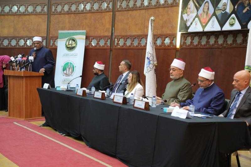 القومي لذوي الإعاقة والأزهر يطلقان مبادرة ”تأهيل وإعداد الدعاة والوعاظ لاستخدام لغة الإشارة”