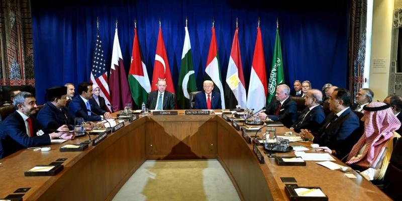 بيان مشترك صادر عن قادة دول أعضاء بالجامعة العربية ومنظمة التعاون الإسلامي