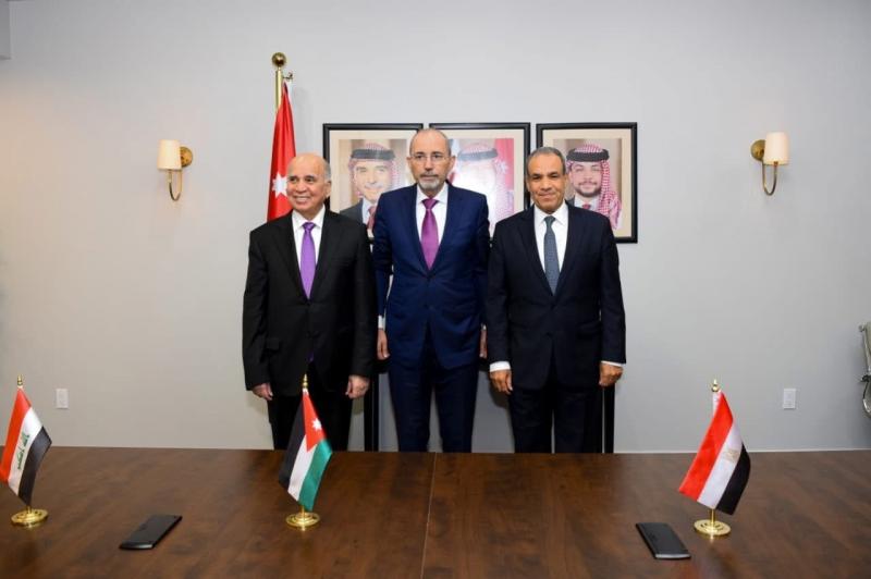 وزير الخارجية يشارك في اجتماع آلية التعاون الثلاثي بين مصر والأردن والعراق بنيويورك