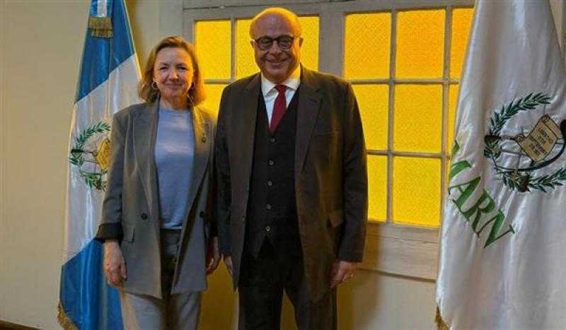 سفير مصر بجواتيمالا يبحث مع وزيرة البيئة والموارد الطبيعية سبل تعزيز التعاون
