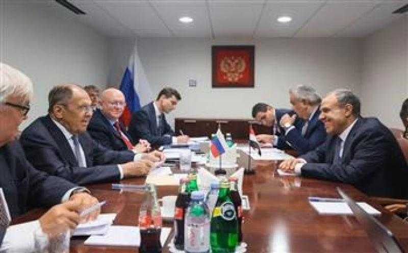 خلال لقائه مع سيرجي لافروف.. وزير الخارجية يؤكد اعتزاز مصر بعلاقاتها التاريخية مع روسيا