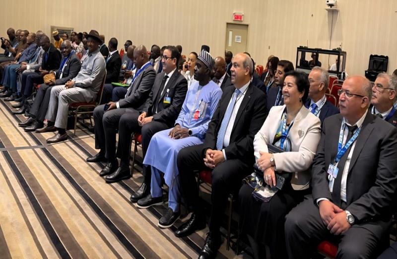 وزير الطيران المدني يُشارك في الاجتماع الوزاري للأفكاك على هامش الجمعية العمومية للإيكاو