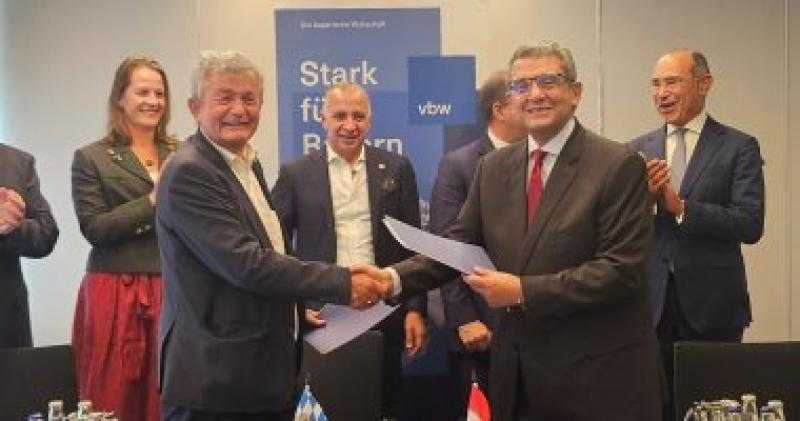 وزير العمل: توقيع مُذكرة تفاهم مع اتحاد الصناعات بولاية بافاريا الألمانية