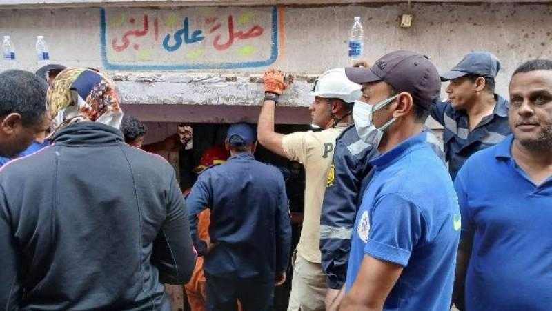 محافظ الغربية يوجه بإزالة أنقاض مصنع المحلة المنهار وفحص المنازل المجاورة