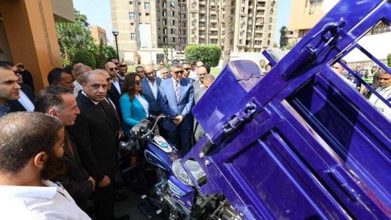 تسليم أول دفعة تضم 50 تروسيكل لدعم منظومة النظافة بالجيزة