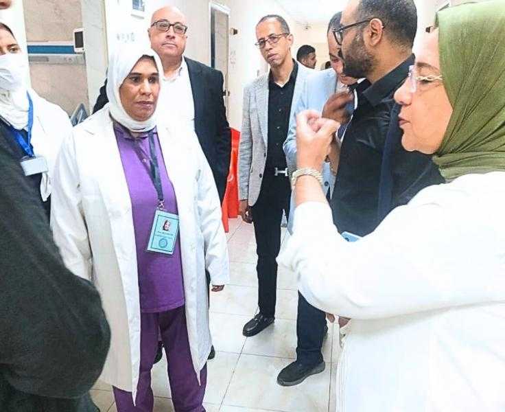 مرور مفاجئ لرئيس «العلاجية» على مستشفيات دار الولادة والقبطي