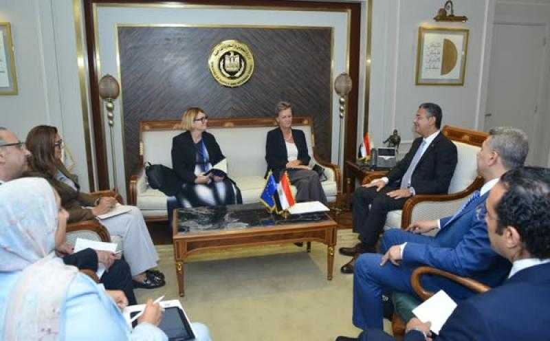 وزير التموين يبحث مع سفيرة الاتحاد الأوروبي بالقاهرة تعزيز التعاون في مجالات الأمن الغذائي