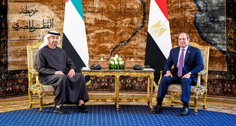 رئيس الإمارات يشيد بما يشهده مناخ الاستثمار في مصر من تطور كبير