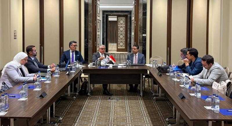 رئيس اقتصادية قناة السويس يلتقي المجلس التصديري للغزل والنسيج بتركيا و9 شركات تركية في قطاعات متنوعة