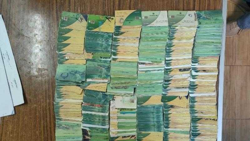 أسيوط: ضبط 565 بطاقة تموينية داخل مخبز وتحرير 206 محاضر خلال 4 أيام| صور