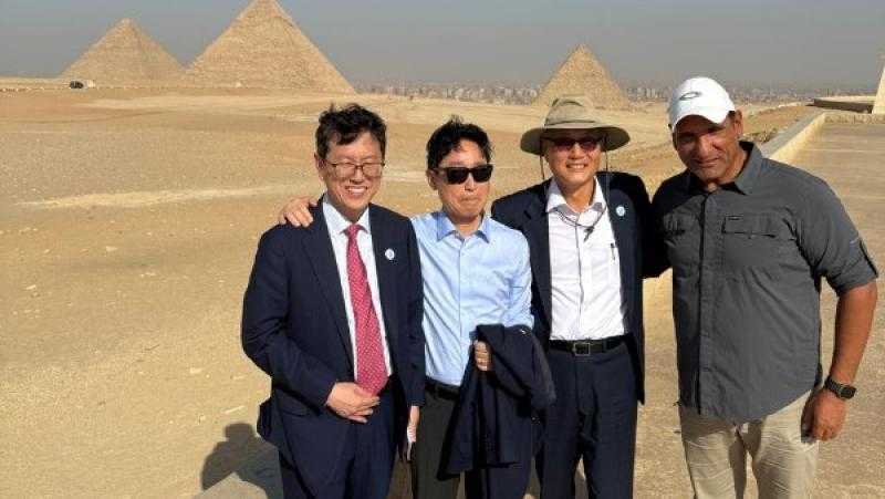 المبعوث الرئاسي لكوريا الجنوبية يزور المتحف المصري الكبير ومنطقة أهرامات الجيزة