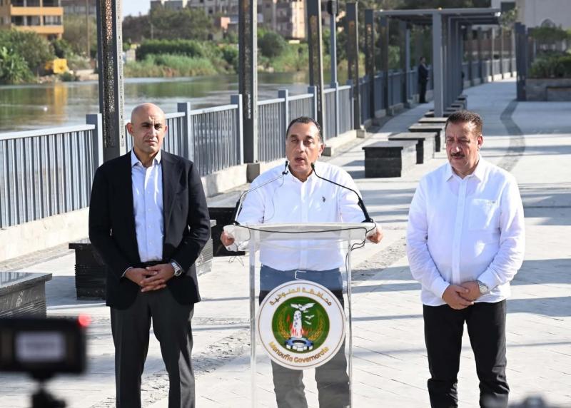 رئيس الوزراء: عملنا خلال الفترة الماضية على تنفيذ بنية أساسية كبيرة جداً في مختلف أنحاء البلاد