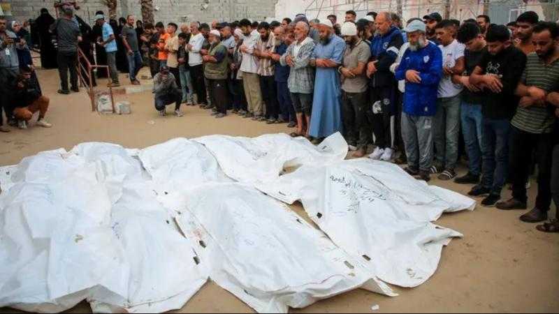 الموت يطارد المخيمات.. 3 شهداء في النصيرات والبريج تحت القصف الإسرائيلي لغزة