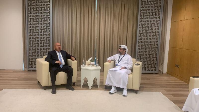 وزير النقل يلتقي الرئيس التنفيذي لمجموعة موانئ أبوظبي |صور