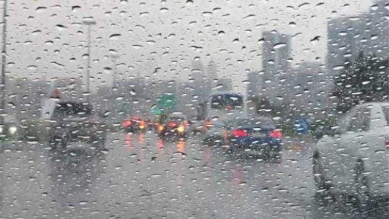 طقس الجمعة.. سحب منخفضة وأمطار خفيفة تضرب البلاد