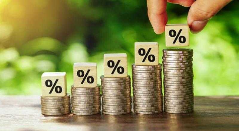 اجتماعات مكثفة للبنوك بدءاً من الأحد القادم لبحث تخفيض أسعار الفائدة على الشهادات والودائع وحسابات التوفير