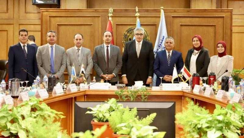 إدراج المكون العلمي للوقاية من تعاطى المواد المخدرة بمنهج مادة ”القضايا المجتمعية”