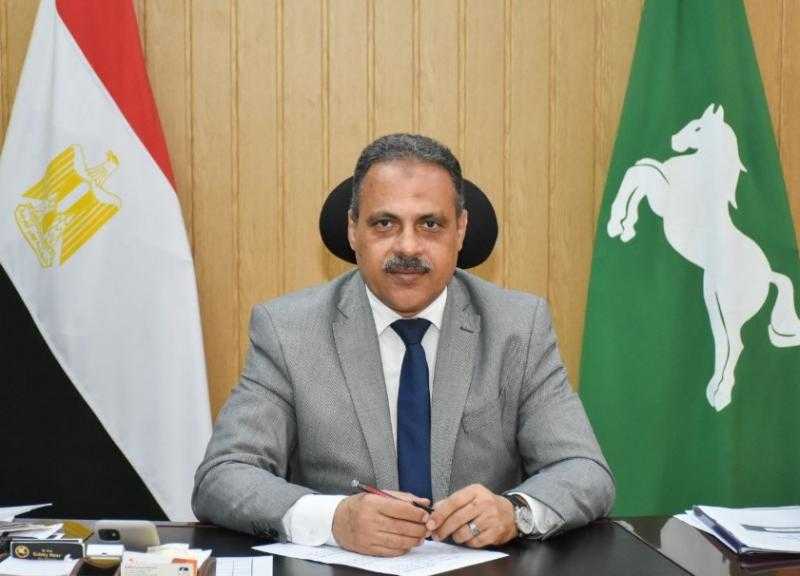 محافظ الشرقية يحيل 45 من العاملين بالصحة والطب البيطري للتحقيق