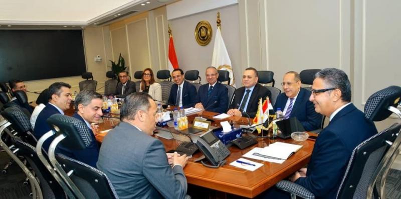 وزير التموين يبحث التعاون في الخدمات الرقمية بمشروع تطوير المجمعات الاستهلاكية والمنافذ التموينية مع “أورانج مصر”