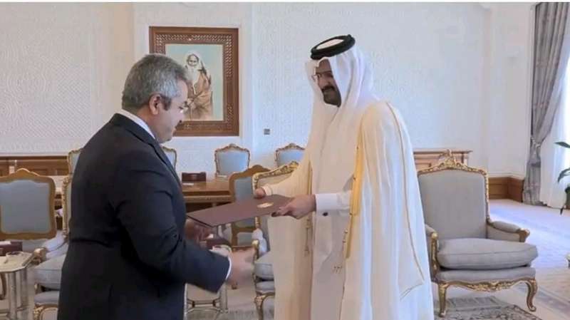 خط أحمر