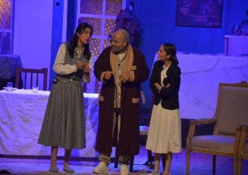 «لا تتركني وحدي» و«المهنة سارق» و«مضحوك عليا» تفتتح المنافسة في مهرجان المهن التمثيلية