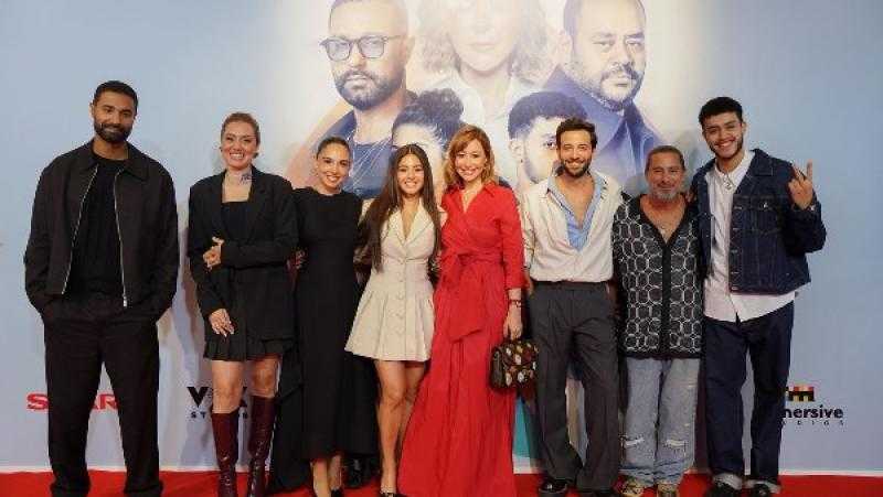 أبطال فيلم هيبتا المناظرة الأخيرة يتألقون فى العرض الحصري على السجادة الحمراء