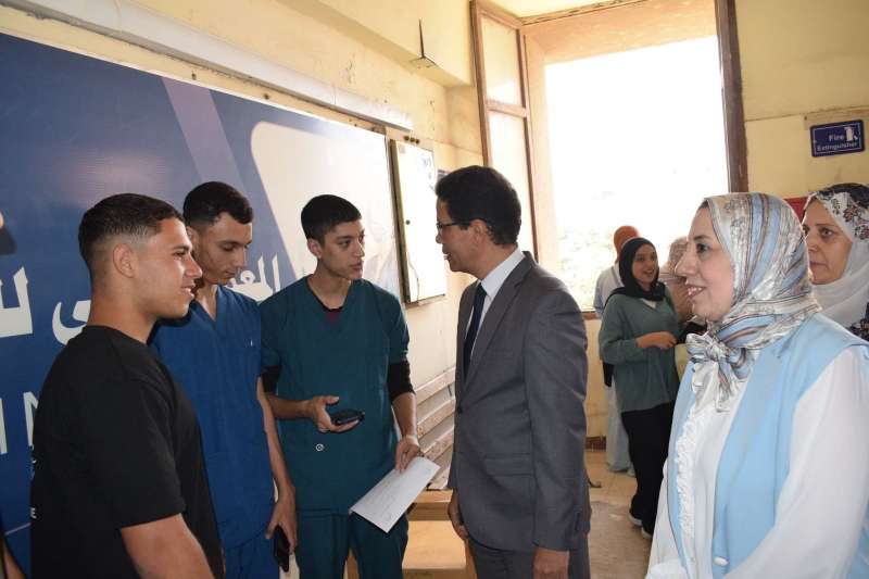خط أحمر