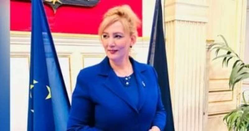 خط أحمر