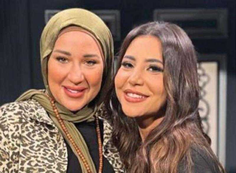 أسما شريف منير تكشف كواليس قرار الحجاب وحلاقة شعرها وتروي معاناتها مع الاكتئاب والمرض النفسي