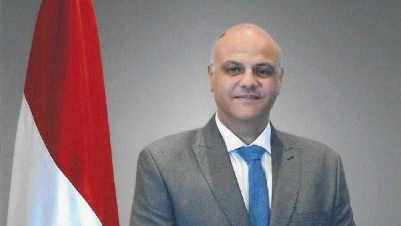 محافظ القليوبية يلتقي بمواطنى شبين القناطر للاستماع إلى مشاكلهم