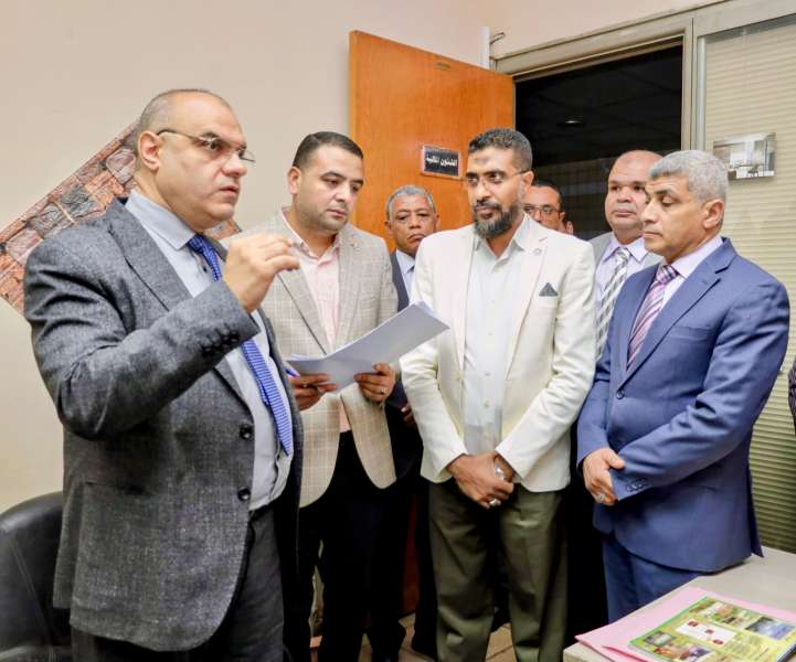 خط أحمر