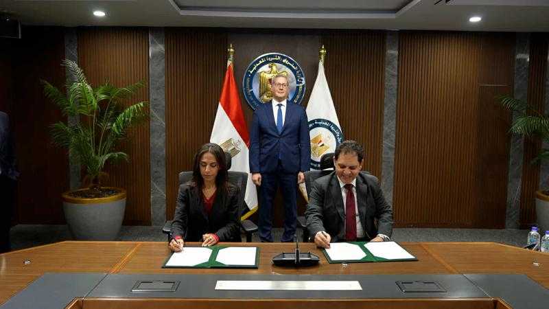 وزير البترول يشهد توقيع شراكة مع القطاع الخاص المصري في مشروعات تصنيع الفوسفات