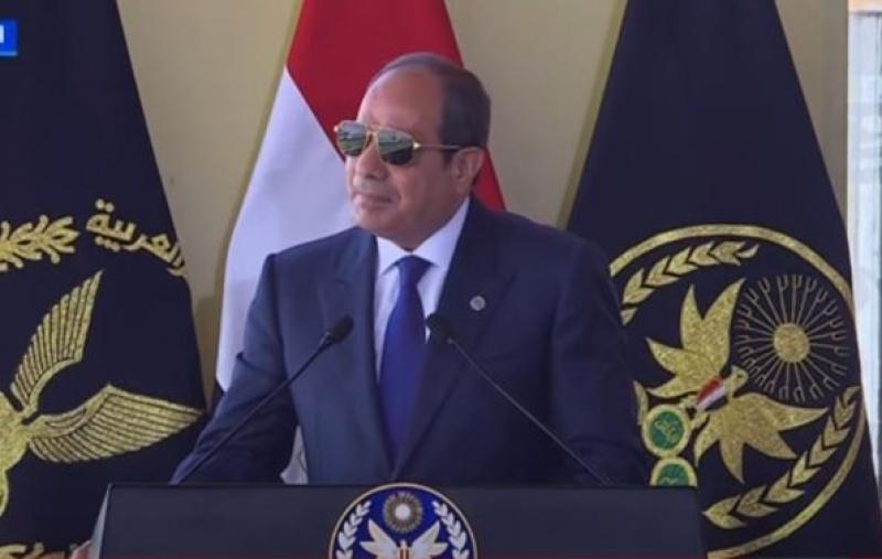 الرئيس السيسي يوجه بخلق معايشة بين طلاب الجامعات وطلاب الأكاديمية كنوع من التواصل والتلاحم بين أبناء الوطن