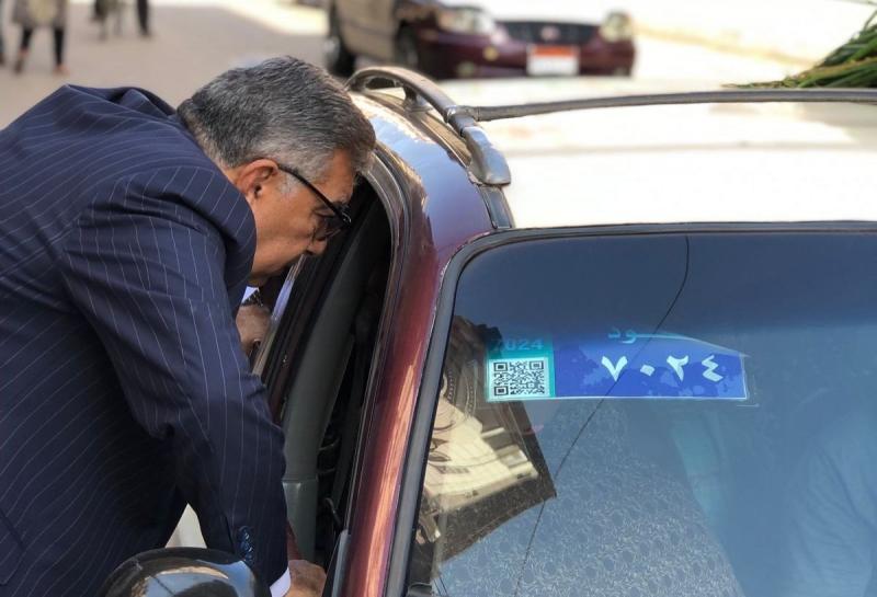 محافظ الدقهلية يتفقد حي غرب المنصورة ويوجه بالالتزام بعداد التاكسي