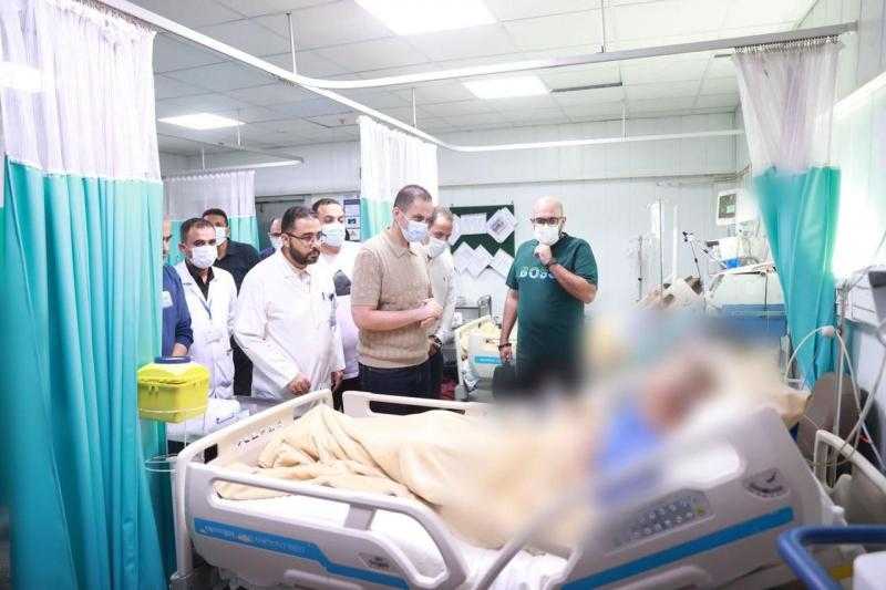 جولة ليلية مفاجئة لمستشفيات شرق ورأس التين وجمال عبدالناصر في الإسكندرية