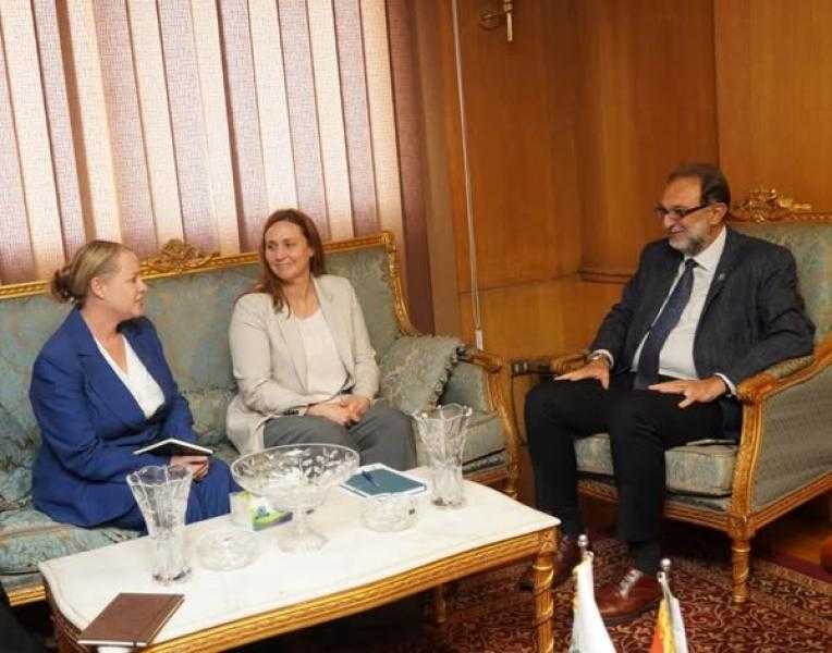 رئيس الهيئة القومية لسلامة الغذاء يلتقي مستشاري السفارة النيوزيلندية لتعزيز التعاون الغذائي