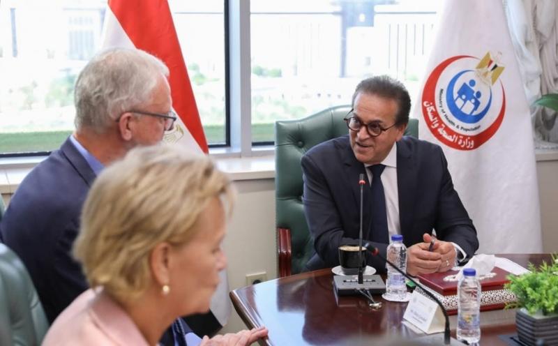 وزير الصحة يبحث مع المدير التنفيذي لوكالة الاتحاد الأوروبي للمخدرات سبل التعاون في مكافحة المخدرات وعلاج الإدمان