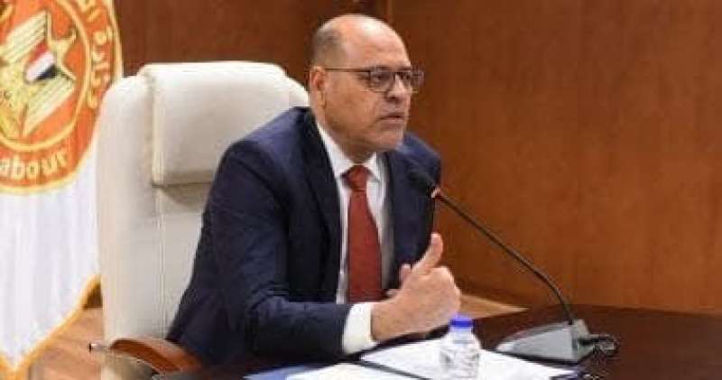 خط أحمر