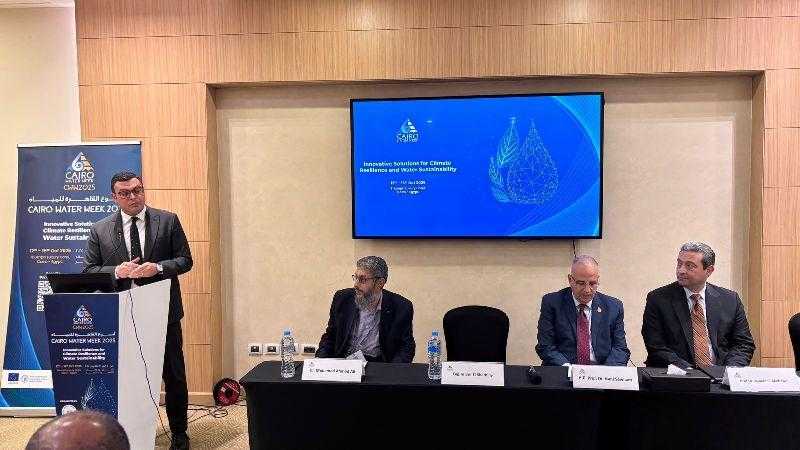 وزير الإسكان: نولي اهتمامًا بالغًا بالمناطق الساحلية.. وننفذ مشروعات عملاقة بالساحل الشمالي| صور