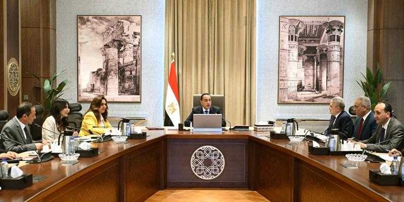 رئيس الوزراء يتابع موقف أعمال تطوير ورفع كفاءة بحيرة البردويل